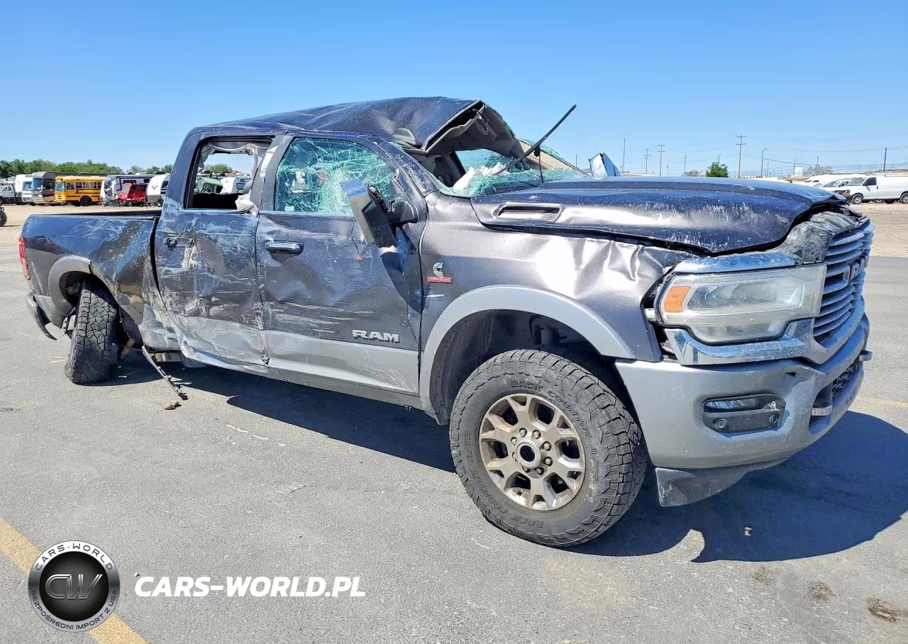 2021 Ram 2500 Laramie VIN:3C6UR5FL4MG697753 - 4