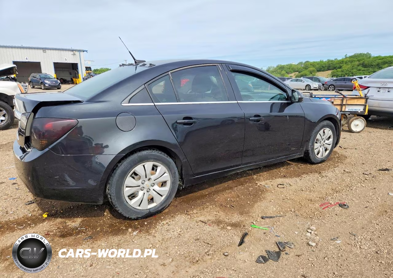 2012 Chevrolet Cruze Ls VIN:1G1PC5SH7C7182631 - 3