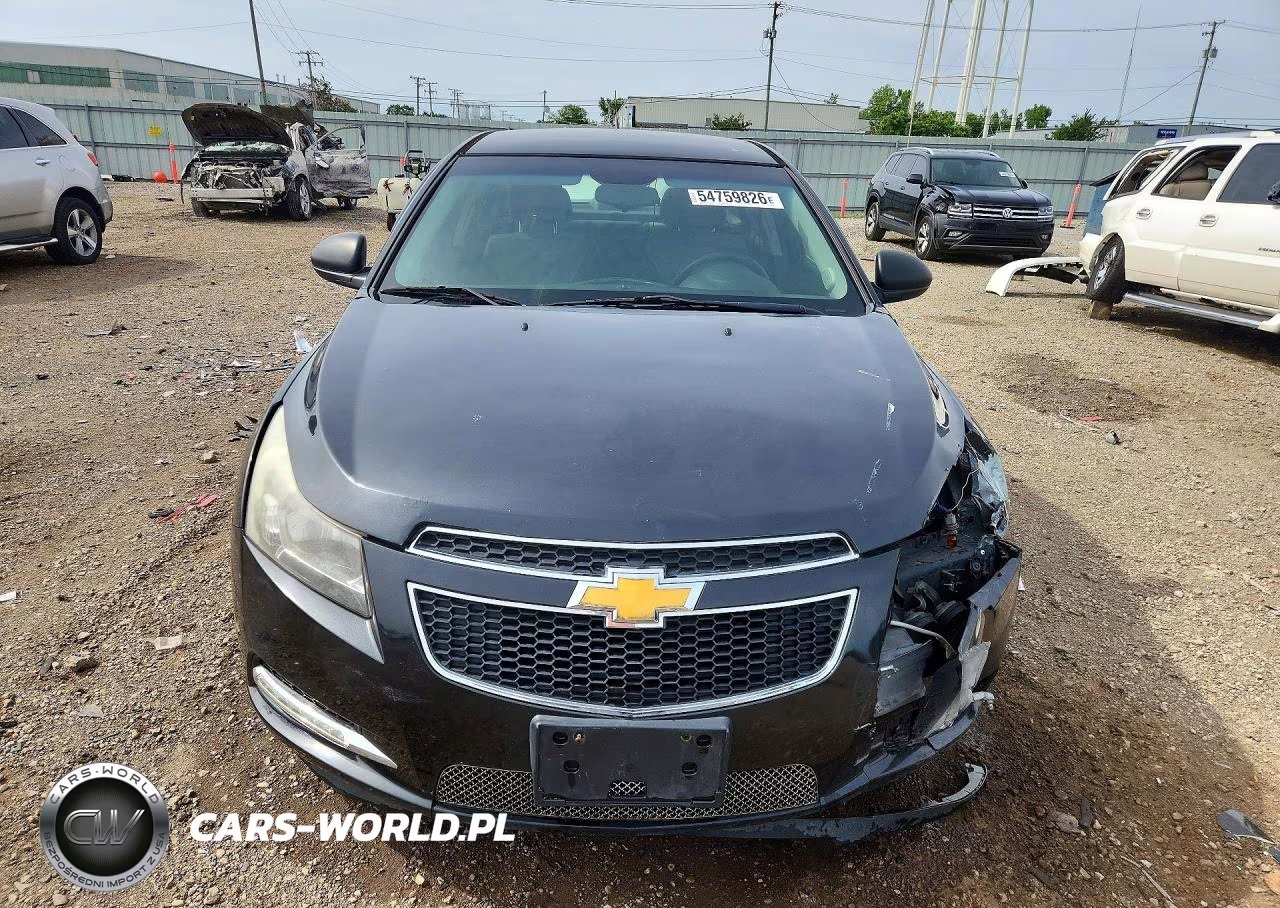 2012 Chevrolet Cruze Ls VIN:1G1PC5SH7C7182631 - 5