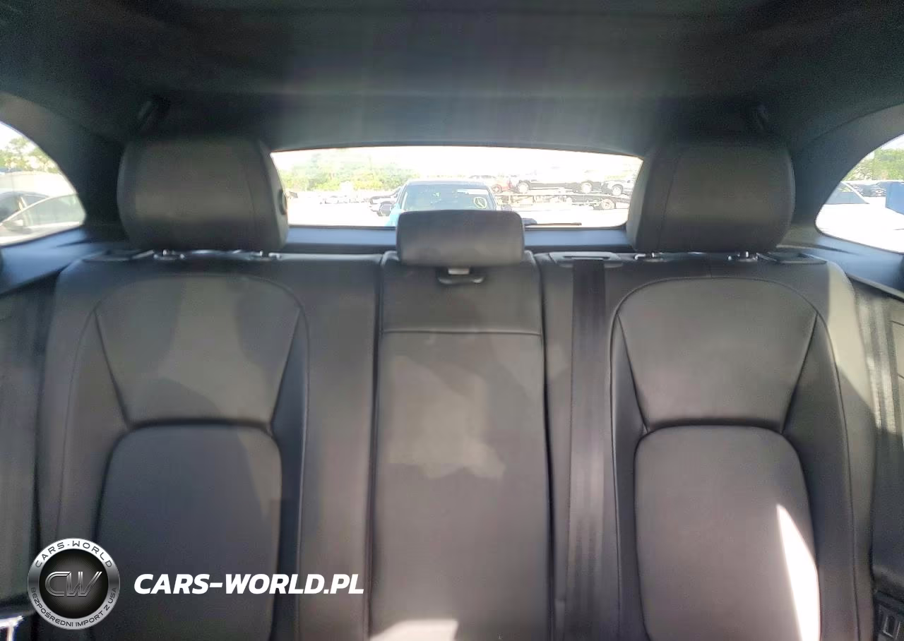 2020 Jaguar F-Pace Premium VIN:SADCJ2FX1LA630798 - 10