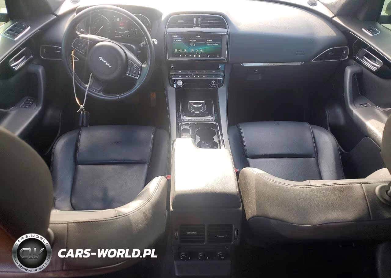 2020 Jaguar F-Pace Premium VIN:SADCJ2FX1LA630798 - 8