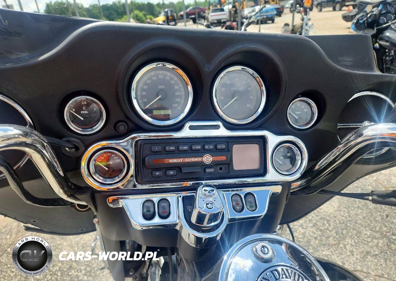 2006 Harley-Davidson Flhtcui VIN:1HD1FCW166Y676398 - 7
