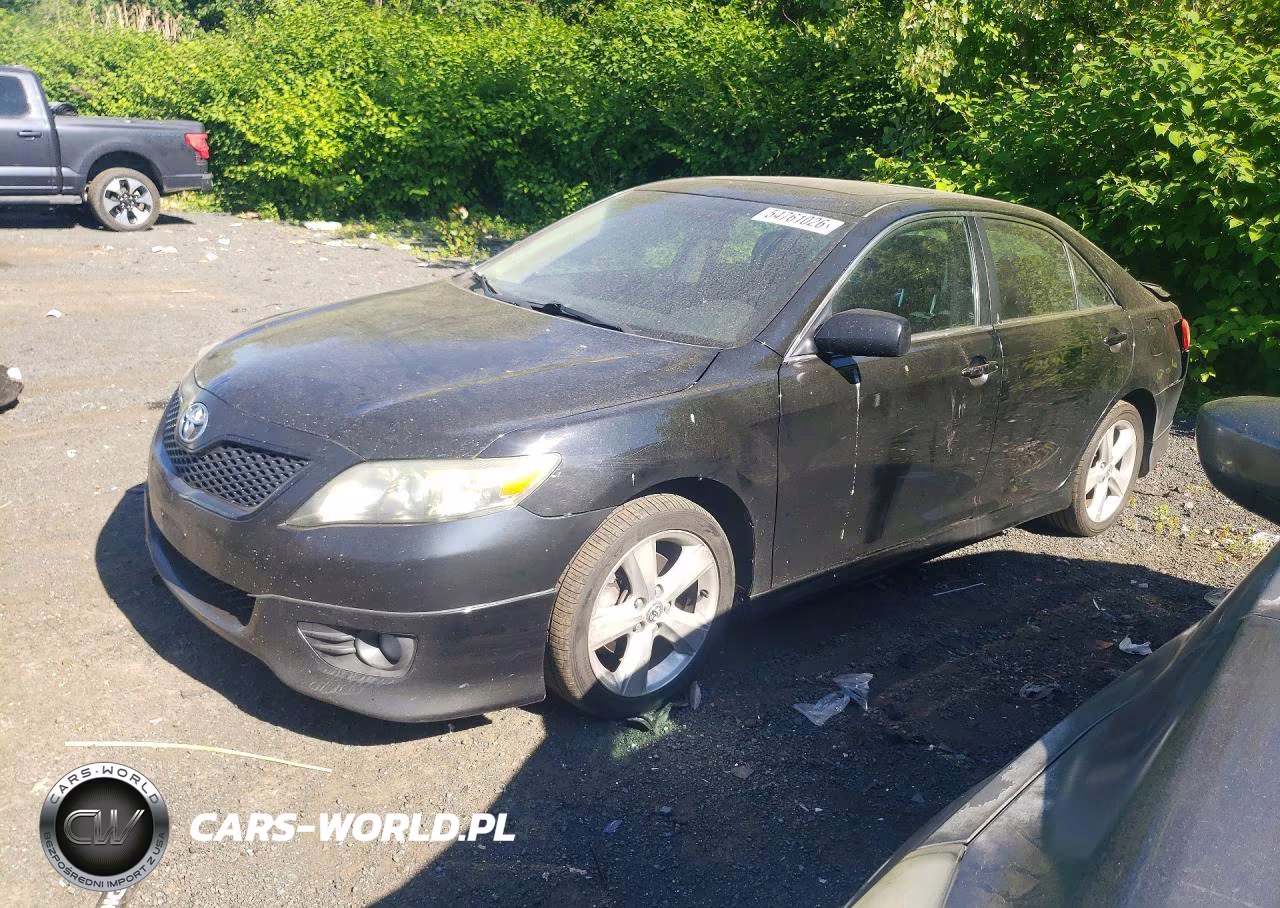 2011 Toyota Camry Se – zdjęcie 1 z 12