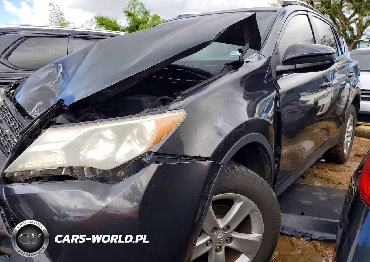 2014 Toyota Rav4 Le – zdjęcie 1 z 13