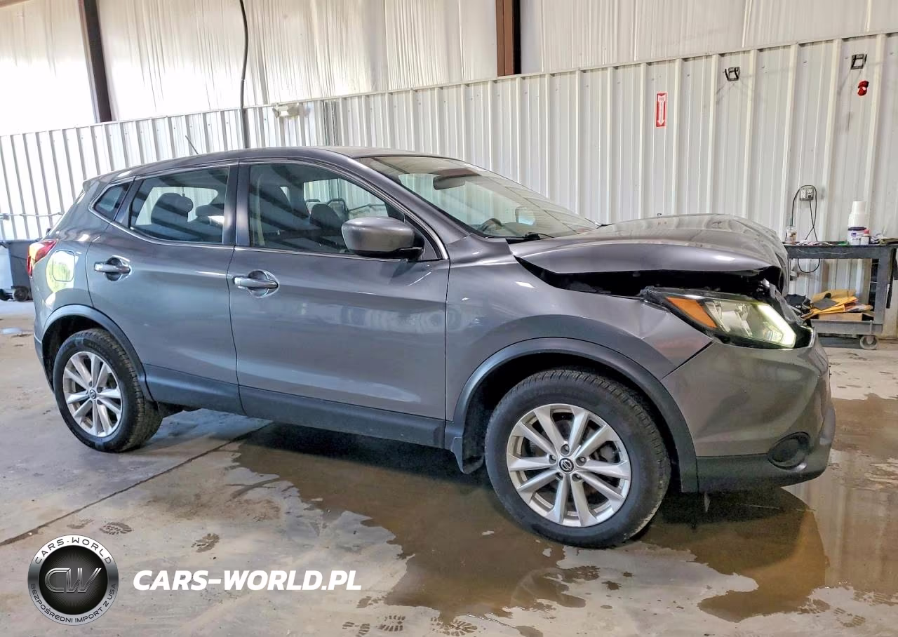 2019 Nissan Rogue Sport S VIN:JN1BJ1CR3KW628207 - 4