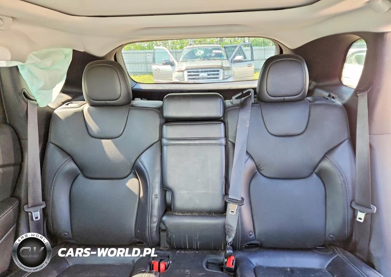 2019 Jeep Cherokee Limited VIN:1C4PJMDX7KD306540 - 10