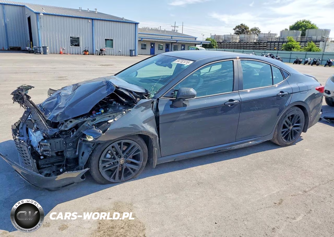 2025 Toyota Camry Se – zdjęcie 1 z 12