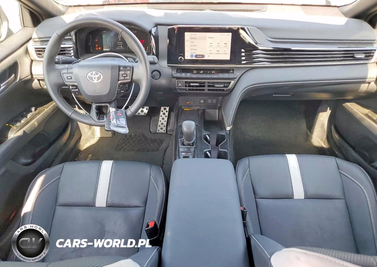 2025 Toyota Camry Se VIN:4T1DAACKXSU644601 - 8