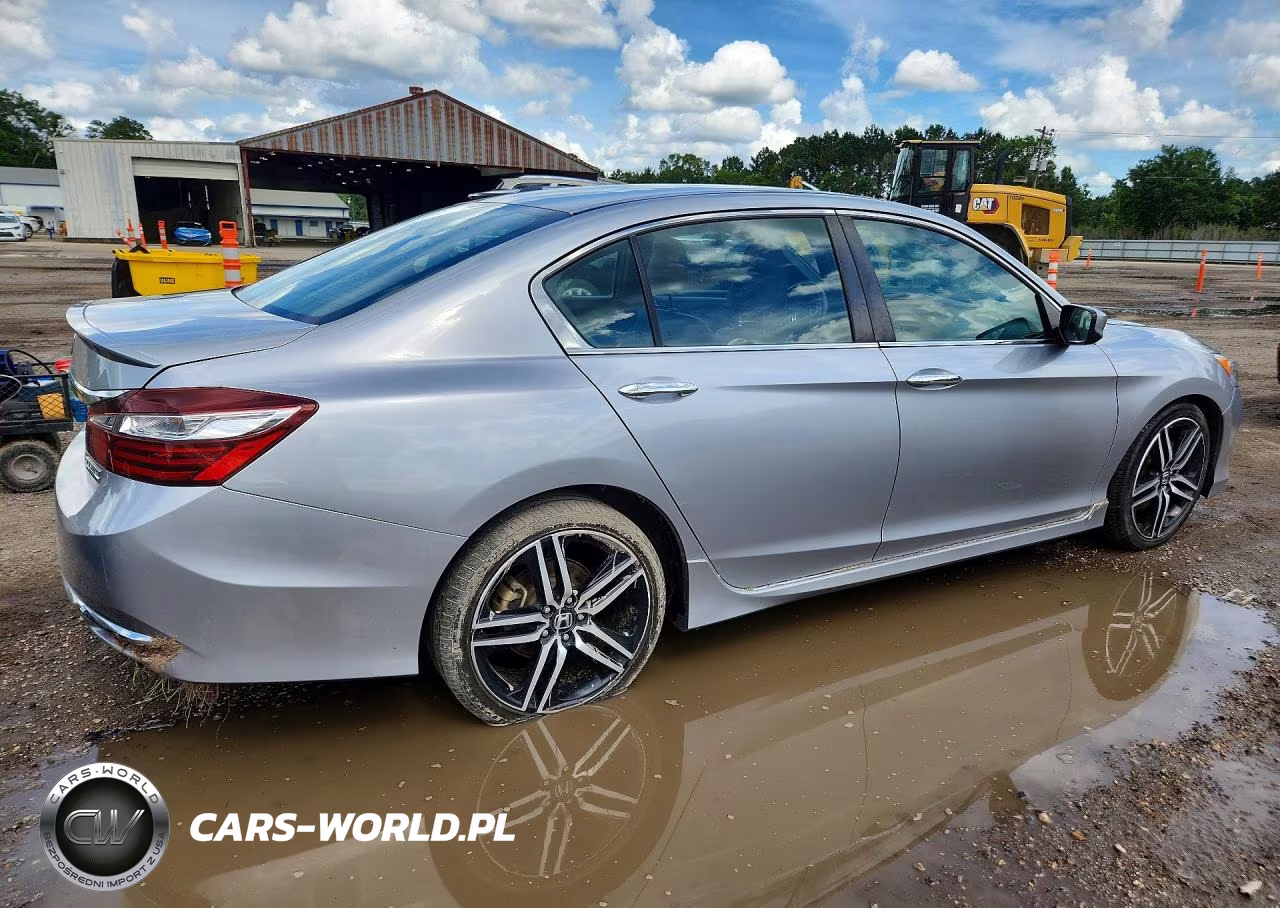 2017 Honda Accord Sport Special Edition VIN:1HGCR2F11HA053974 - 3