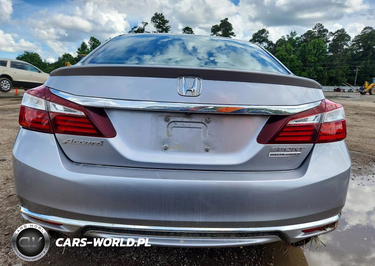 2017 Honda Accord Sport Special Edition VIN:1HGCR2F11HA053974 - 6