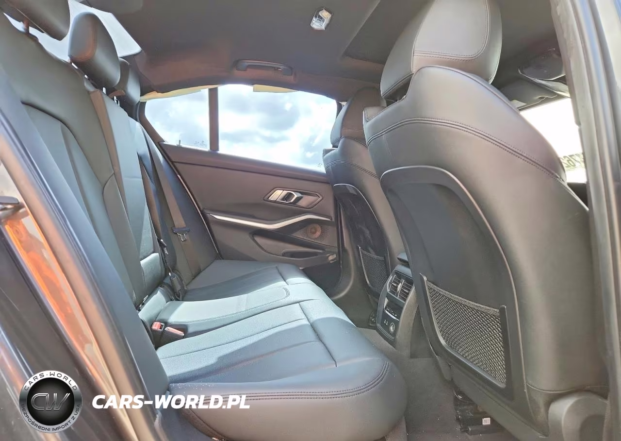 2019 BMW 330I VIN:WBA5R1C56KAJ98439 - 10