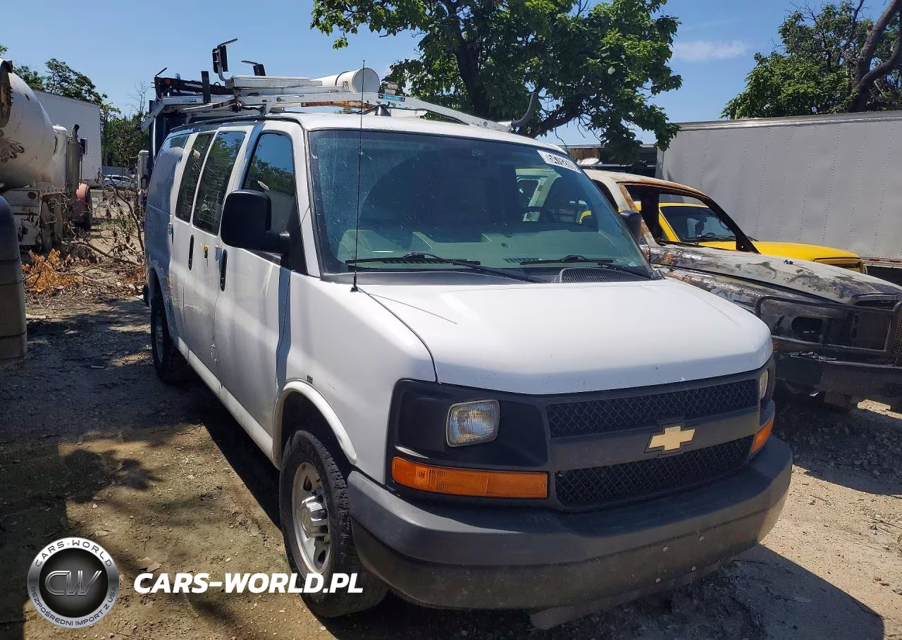 2013 Chevrolet Express G2500 VIN:1GCWGFCAXD1903611 - 4