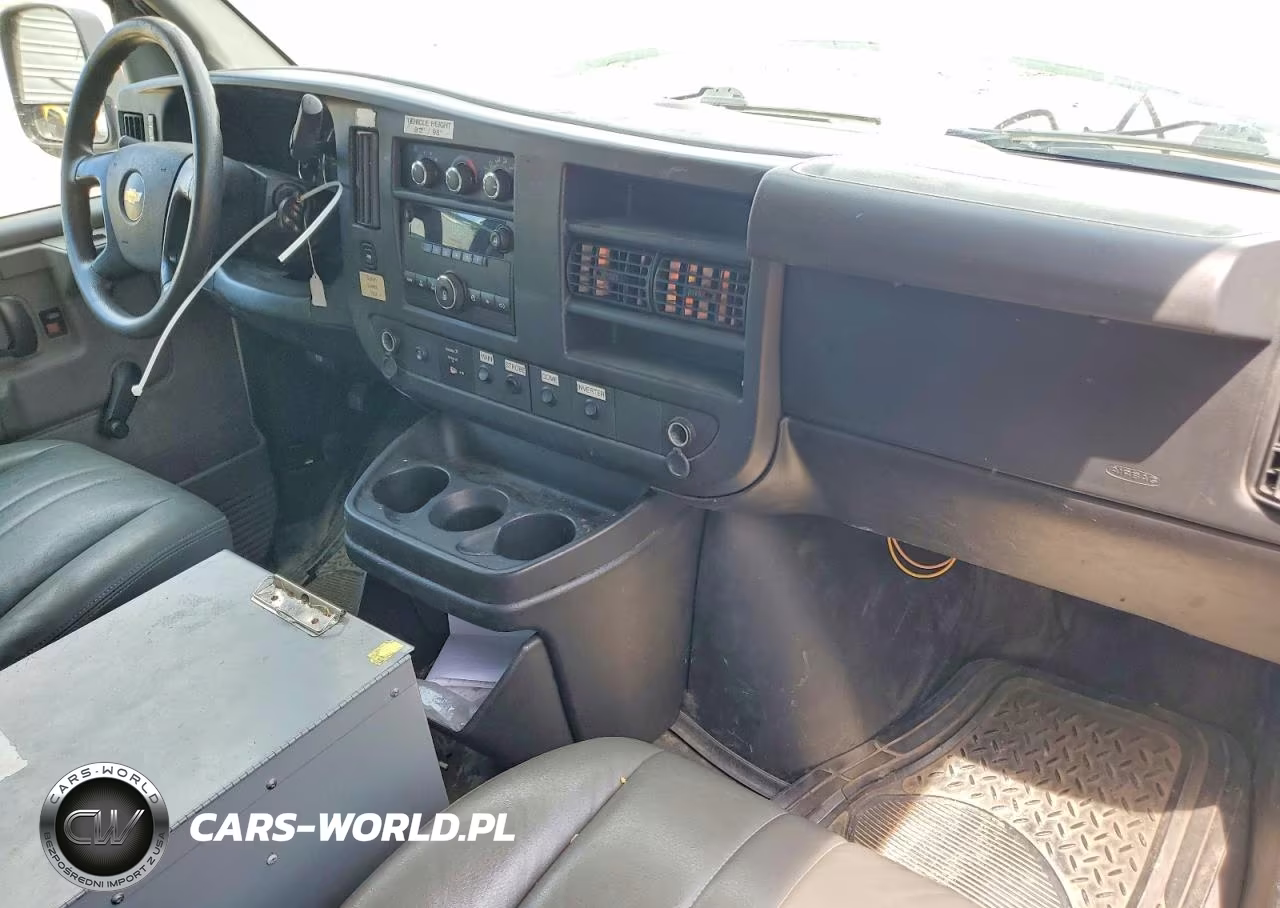 2013 Chevrolet Express G2500 VIN:1GCWGFCAXD1903611 - 8