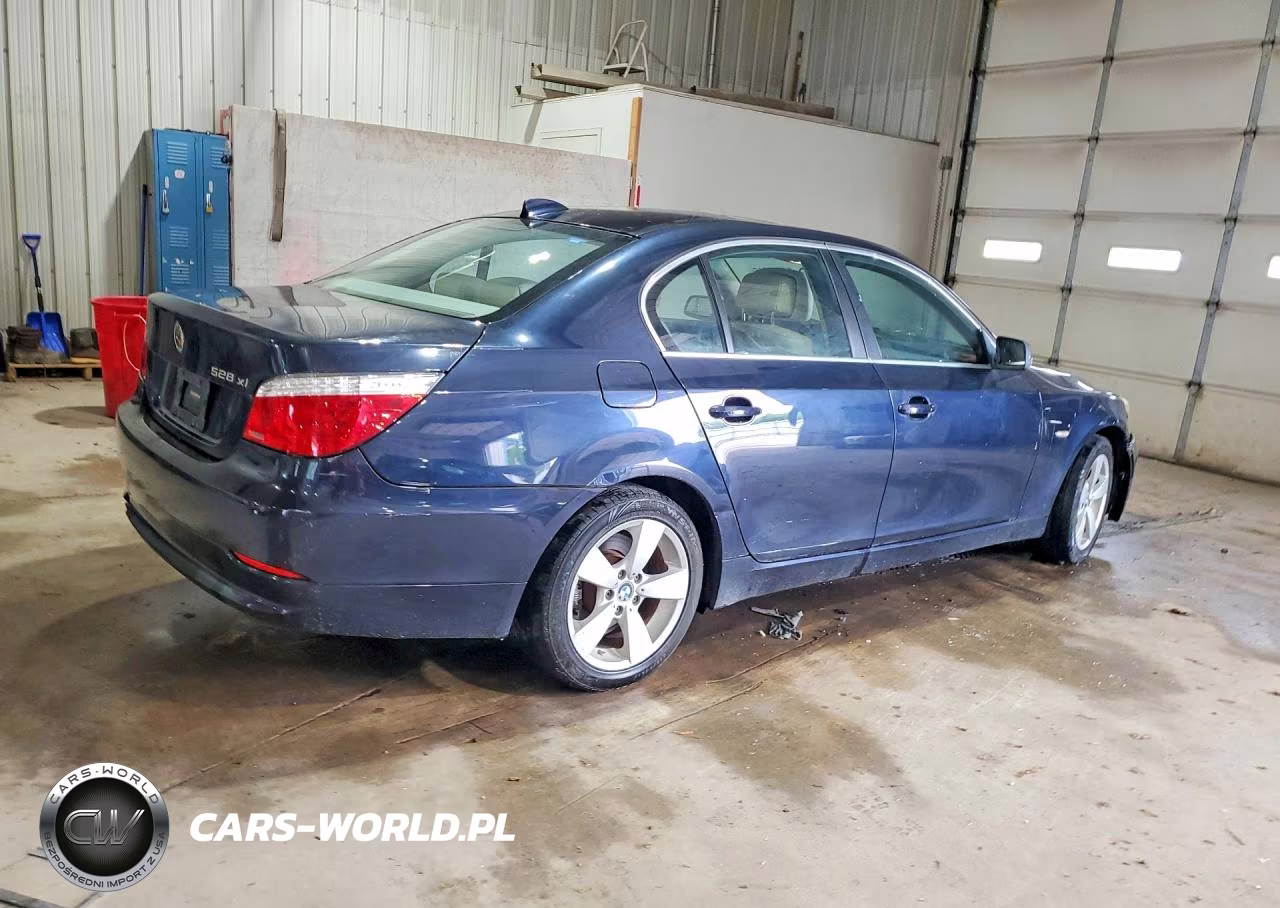 2008 BMW 528 Xi VIN:WBANV13598C150460 - 3