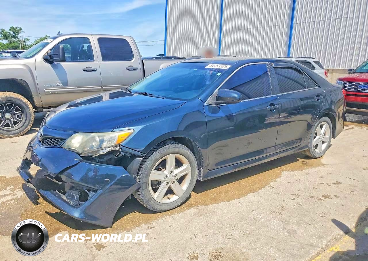 2014 Toyota Camry Se – zdjęcie 1 z 12