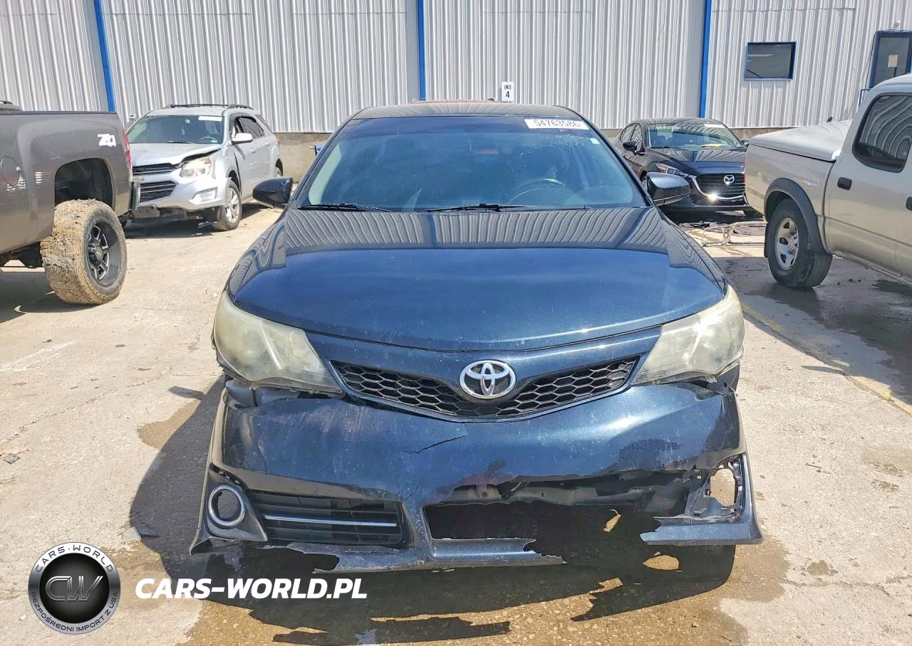 2014 Toyota Camry Se VIN:4T1BF1FK2EU443865 - 5