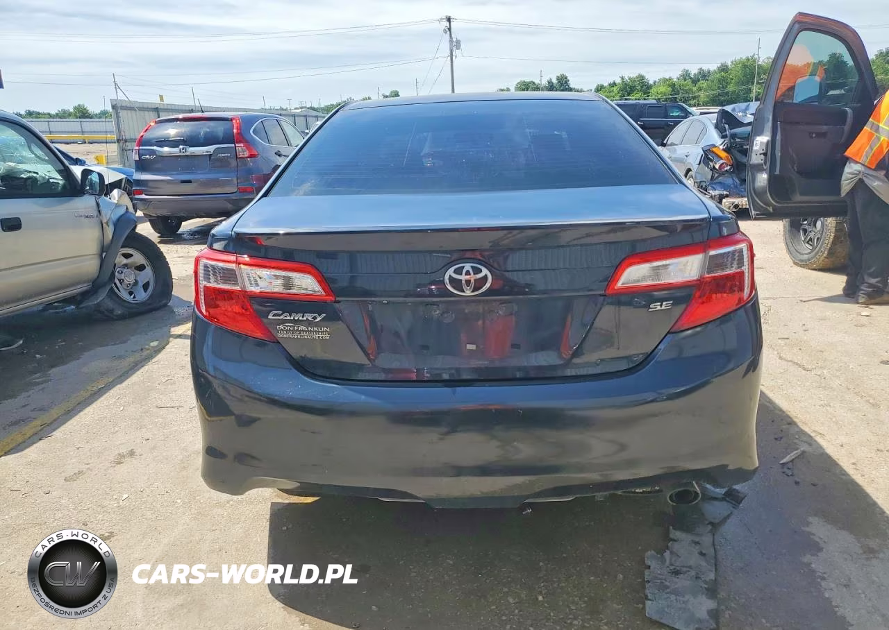 2014 Toyota Camry Se VIN:4T1BF1FK2EU443865 - 6