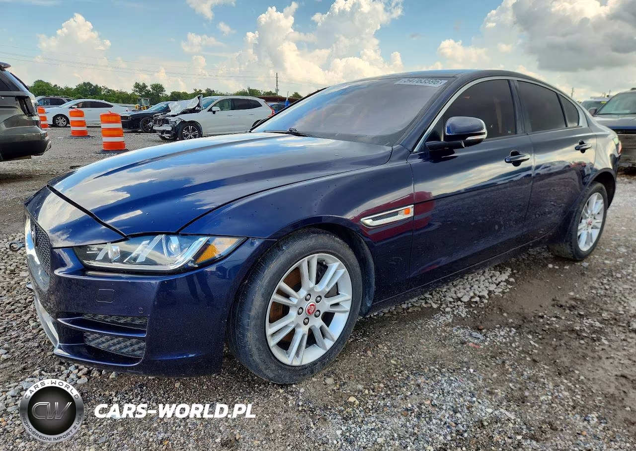 2018 Jaguar Xe Premium