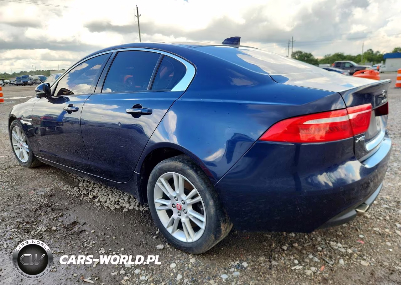 2018 Jaguar Xe Premium VIN:SAJAD4FX4JCP34355 - 2