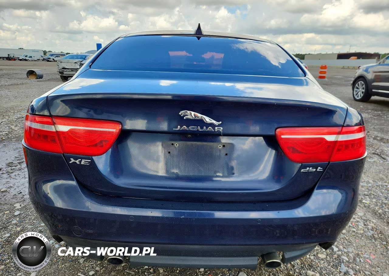 2018 Jaguar Xe Premium VIN:SAJAD4FX4JCP34355 - 6