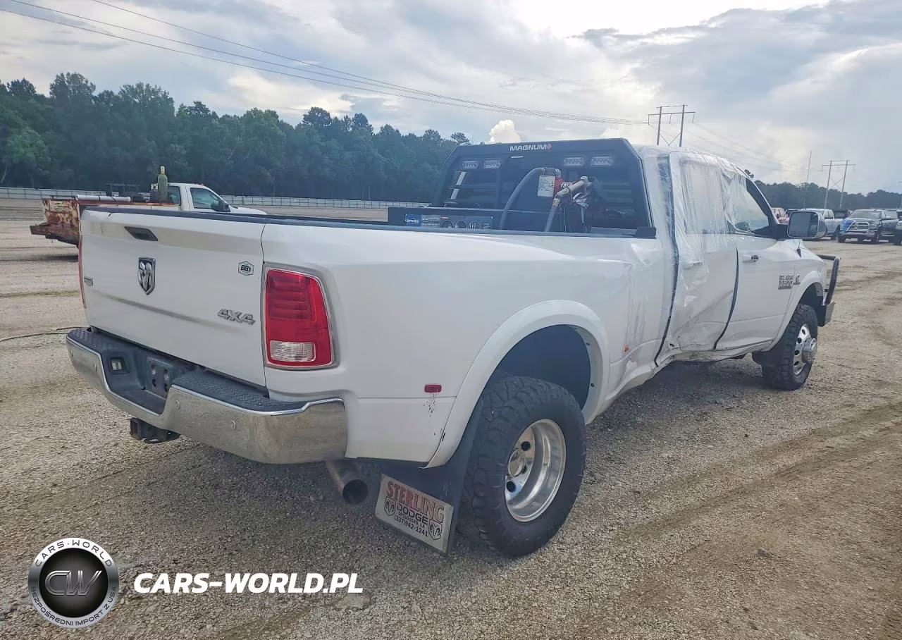 2017 Ram 3500 Laramie VIN:3C63RRJL9HG770342 - 3