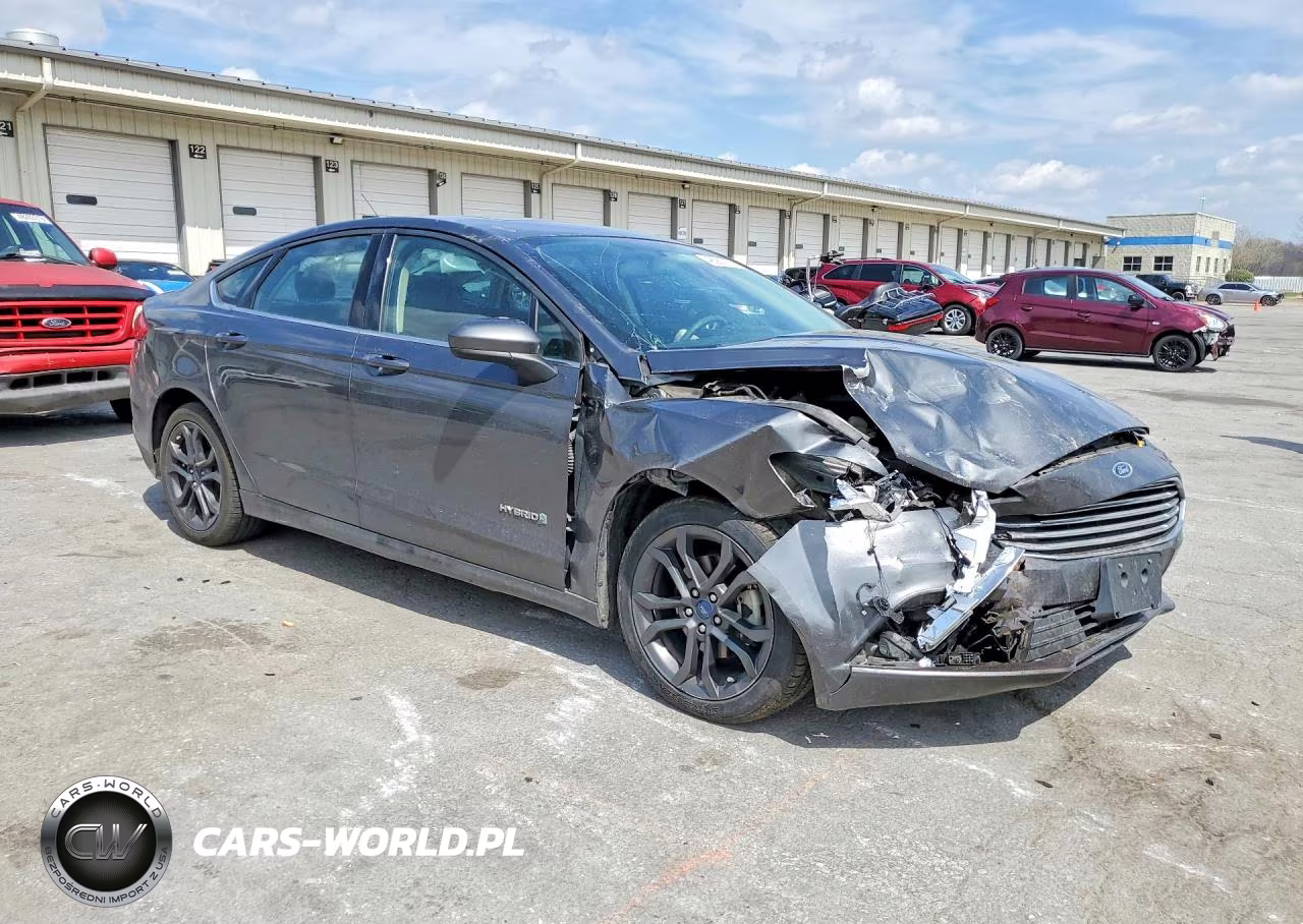 2018 Ford Fusion Se Hybrid VIN:3FA6P0LU3JR248206 - 4