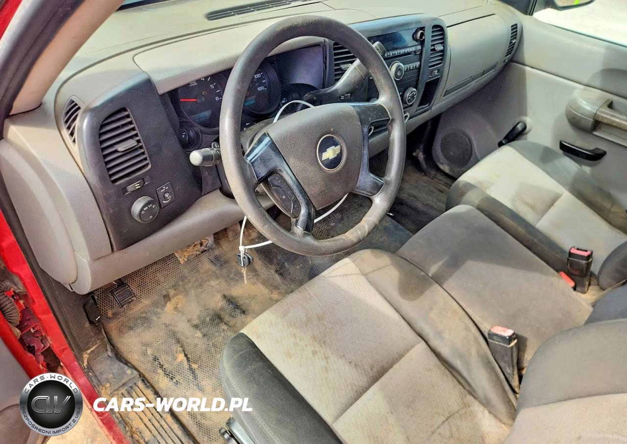 2008 Chevrolet Silverado C1500 VIN:1GCEC14C38Z198829 - 8