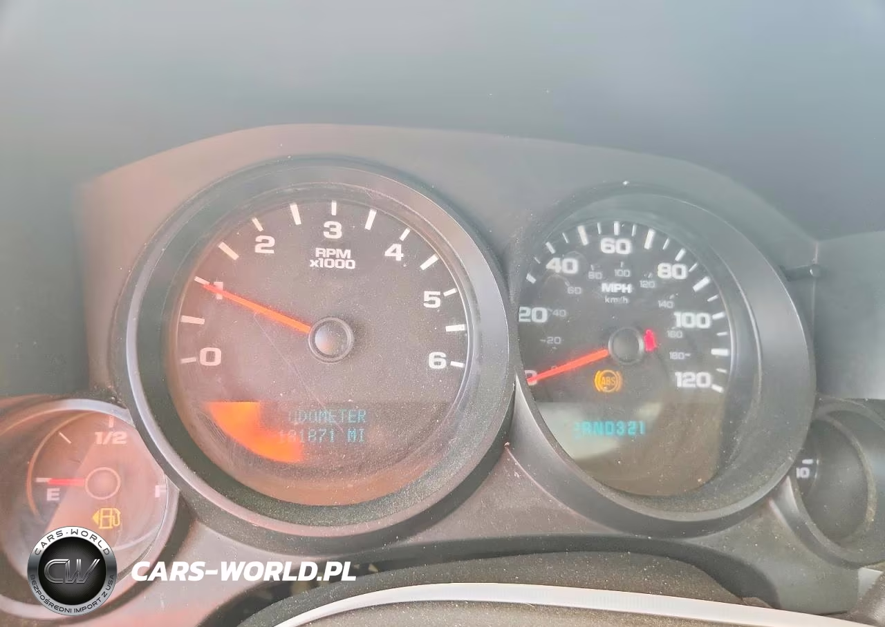 2008 Chevrolet Silverado C1500 VIN:1GCEC14C38Z198829 - 9