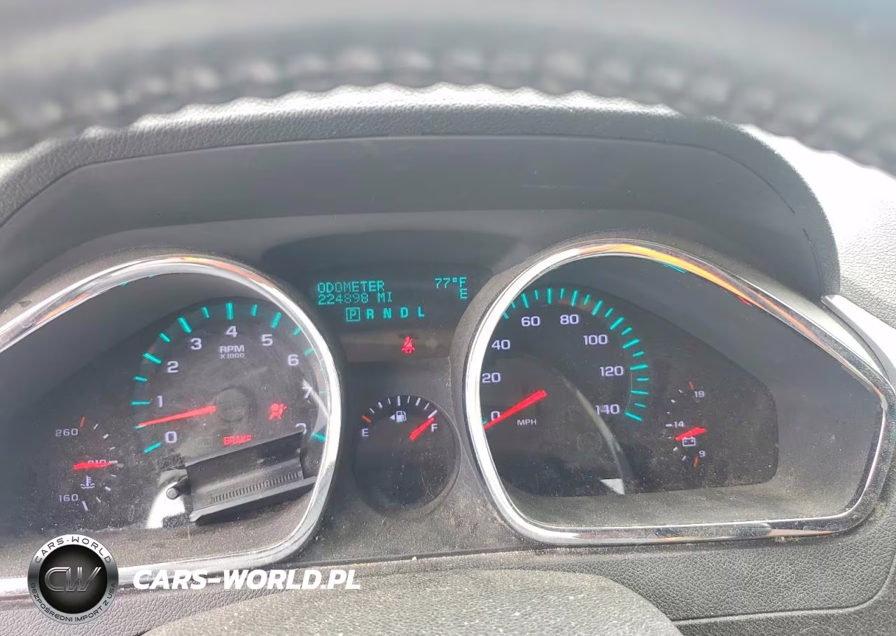 2011 Chevrolet Traverse Lt VIN:1GNKRGED5BJ107214 - 9