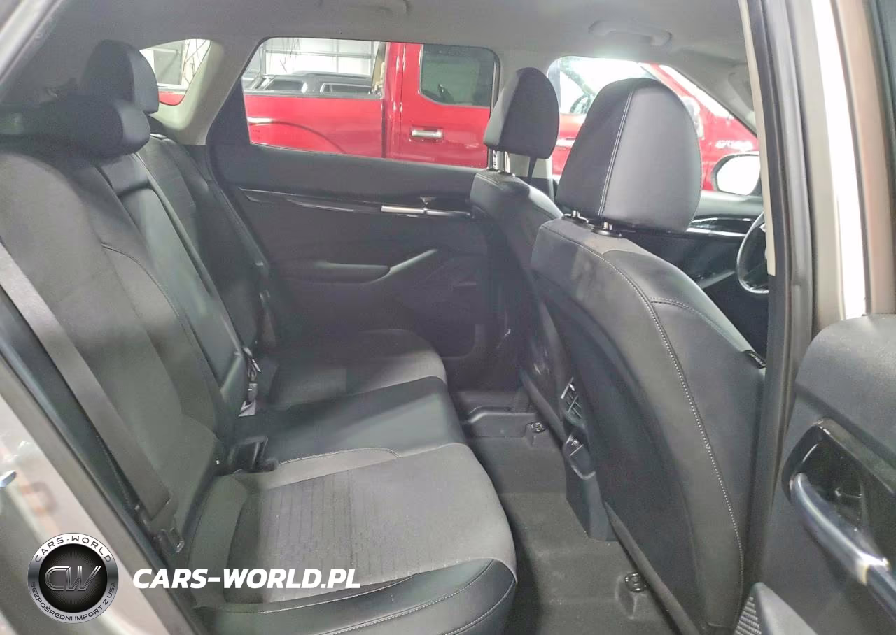 2023 Kia Seltos S VIN:KNDEU2AA9P7414313 - 10