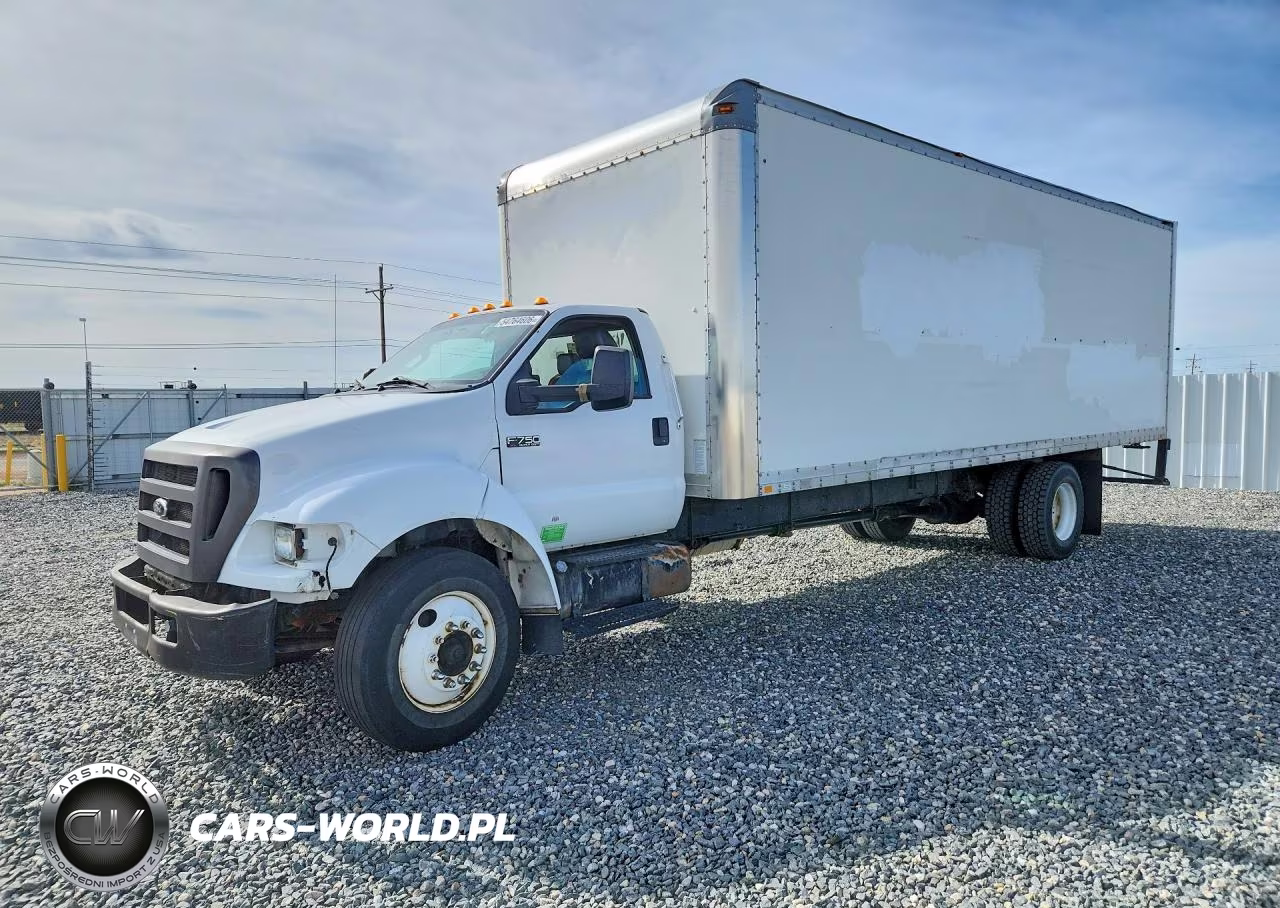 2013 Ford F750 Super Duty