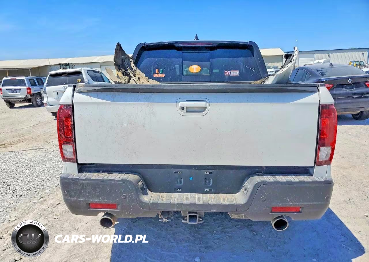 2023 Honda Ridgeline Black Edition VIN:5FPYK3F84PB013588 - 6