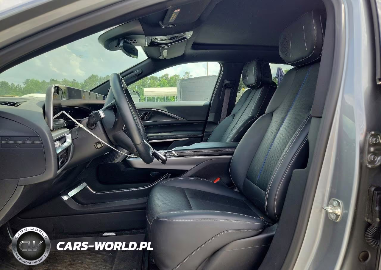 2024 Cadillac Lyriq Luxury VIN:1GYKPRRK5RZ116214 - 7
