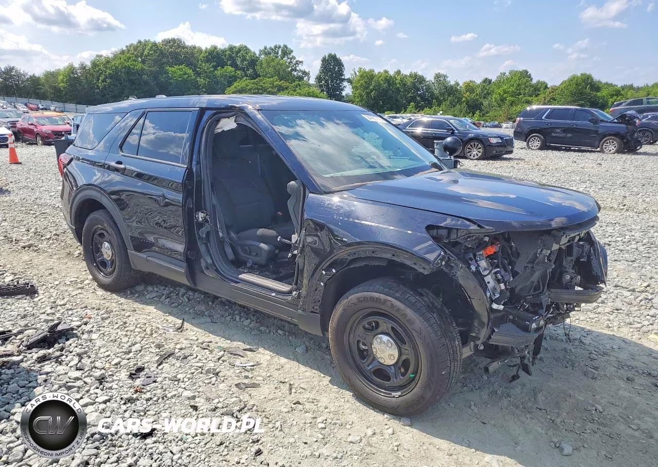 2025 Ford Explorer Police Interceptor VIN:1FM5K8AW7SGB62893 - 4