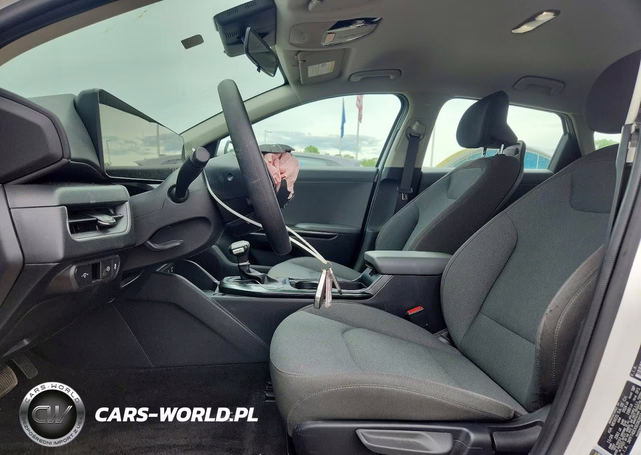 2025 Kia K4 Lxs VIN:3KPFT4DEXSE062837 - 7
