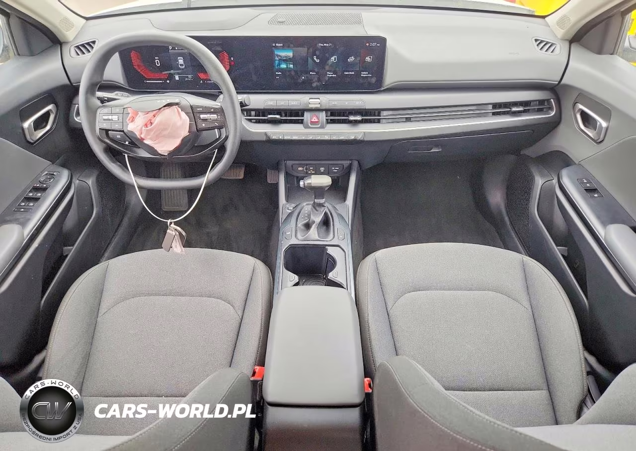 2025 Kia K4 Lxs VIN:3KPFT4DEXSE062837 - 8