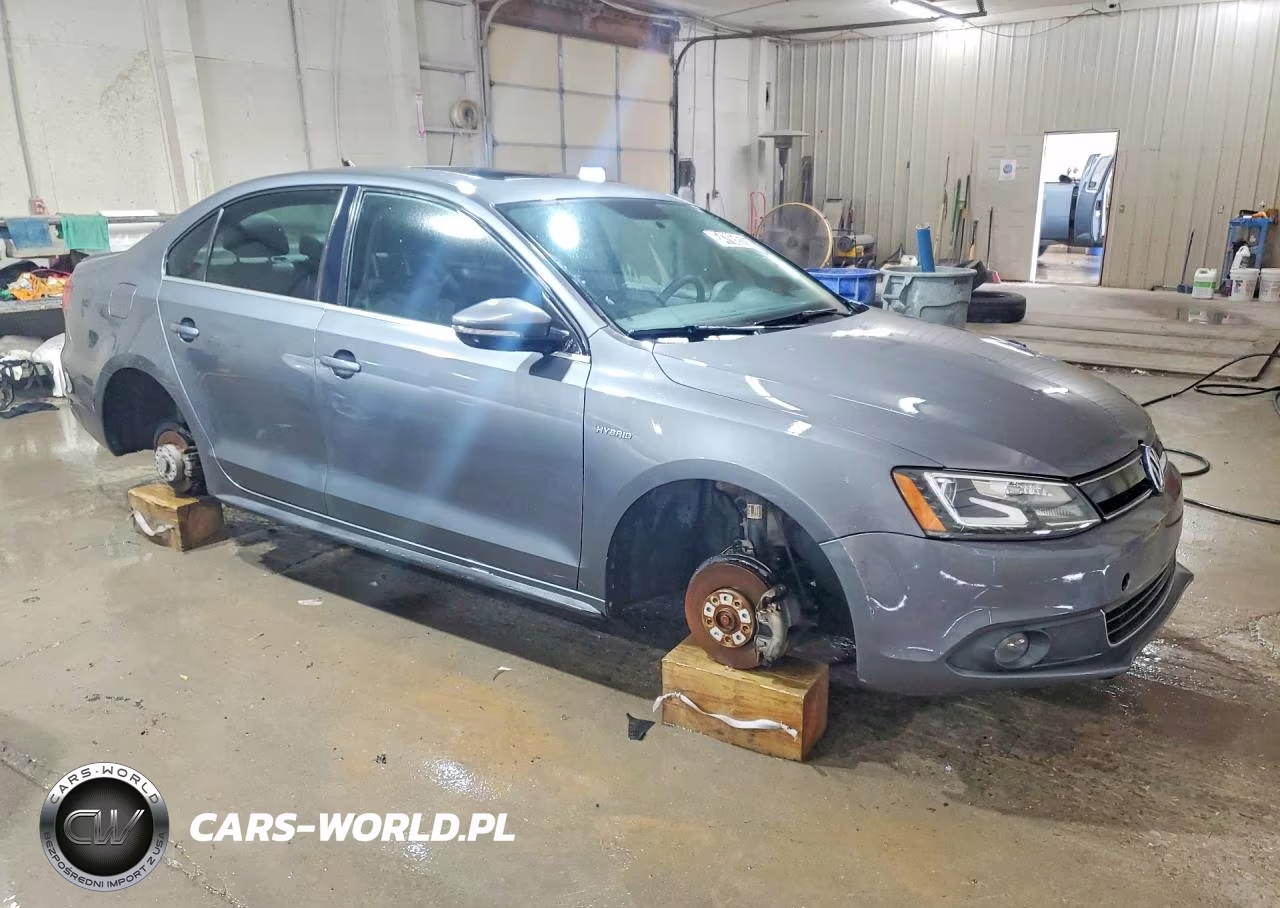 2013 Volkswagen Jetta Hybrid VIN:3VW637AJ2DM264516 - 4