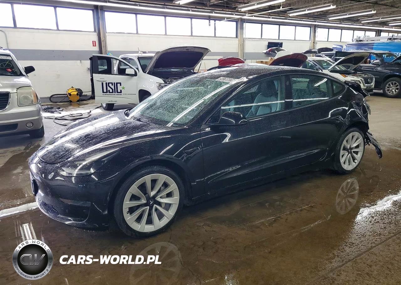 2023 Tesla Model 3 – zdjęcie 1 z 12