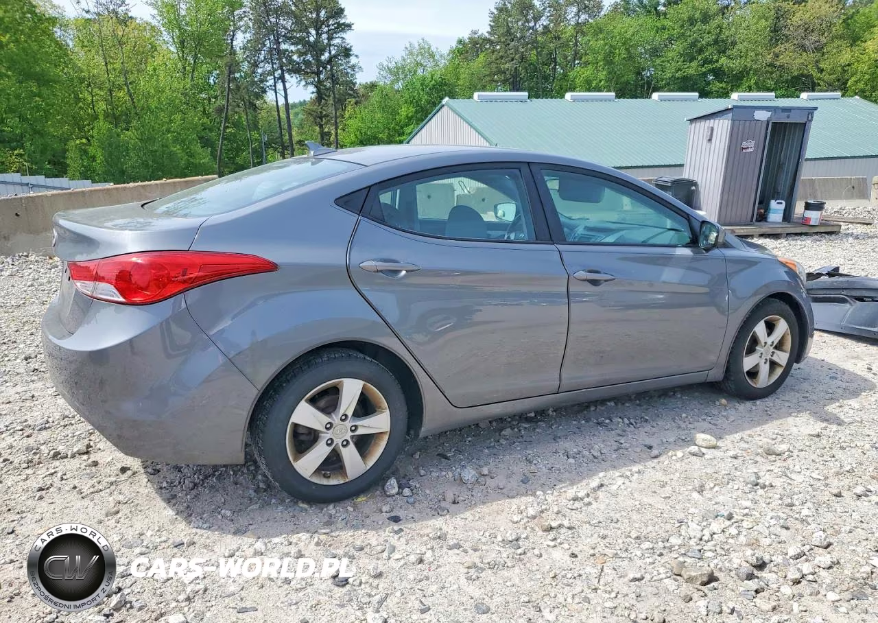 2013 Hyundai Elantra Gls VIN:5NPDH4AE0DH435332 - 3