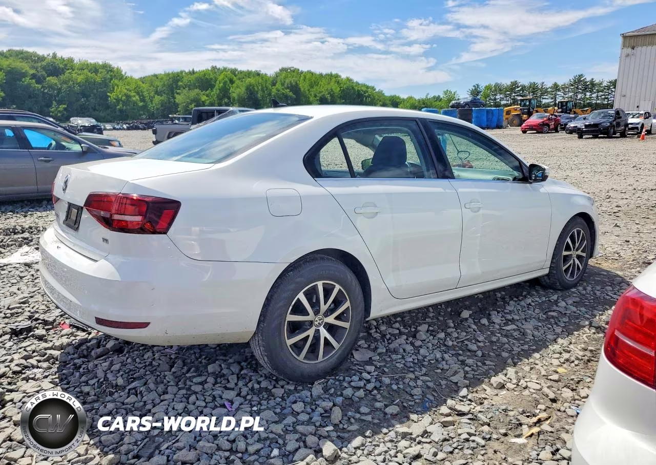 2017 Volkswagen Jetta Se VIN:3VWDB7AJ5HM392085 - 3