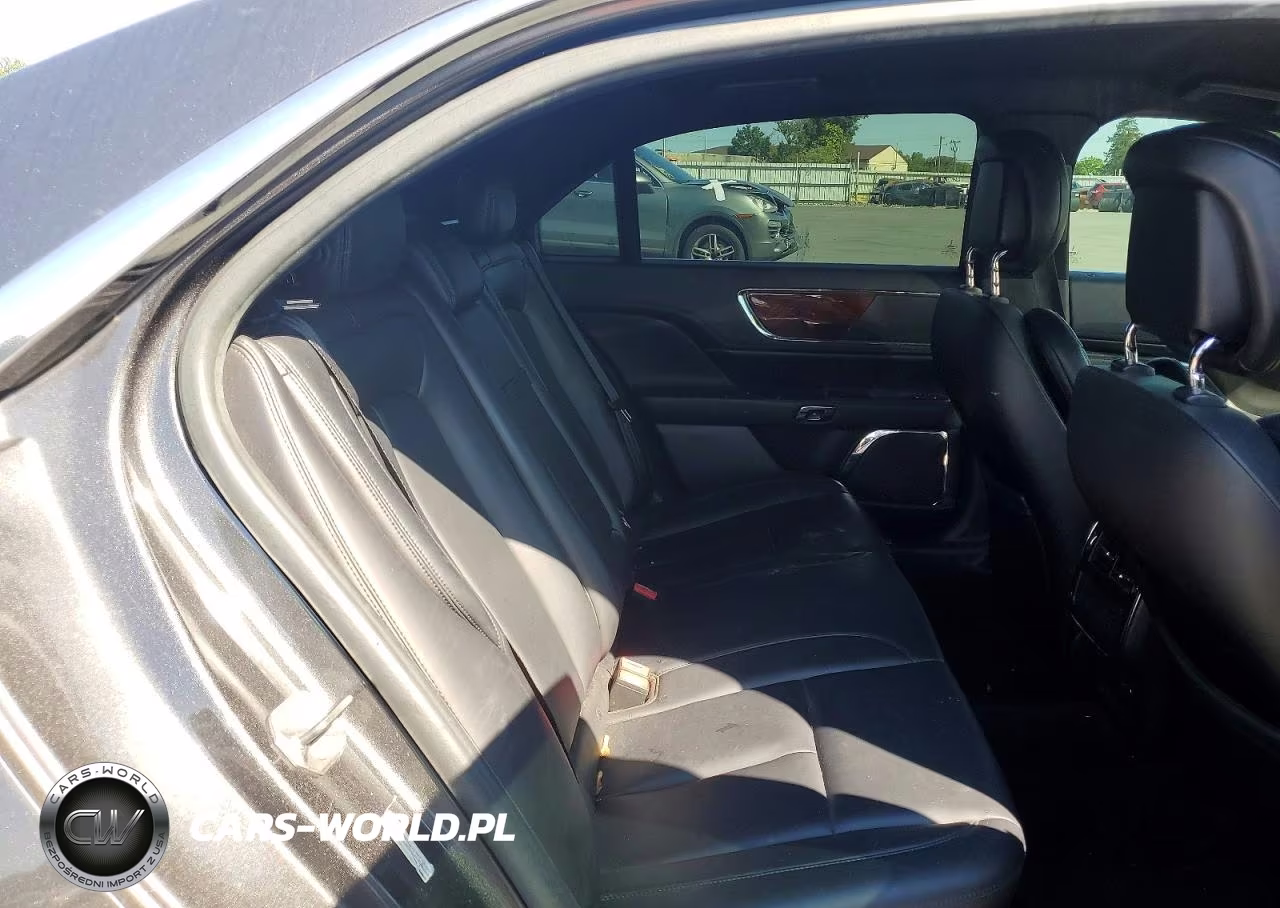 2018 Lincoln Continental Premiere VIN:1LN6L9PK8J5606059 - 10