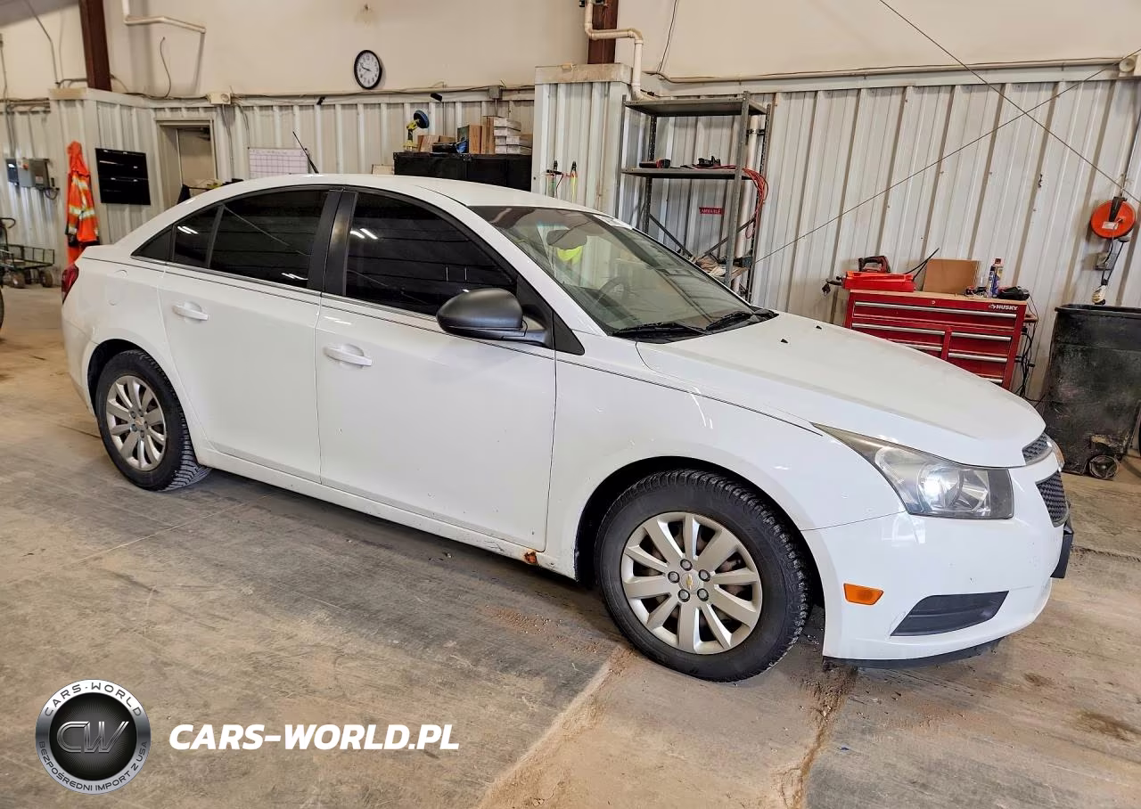 2011 Chevrolet Cruze Ls VIN:1G1PC5SH5B7129666 - 4