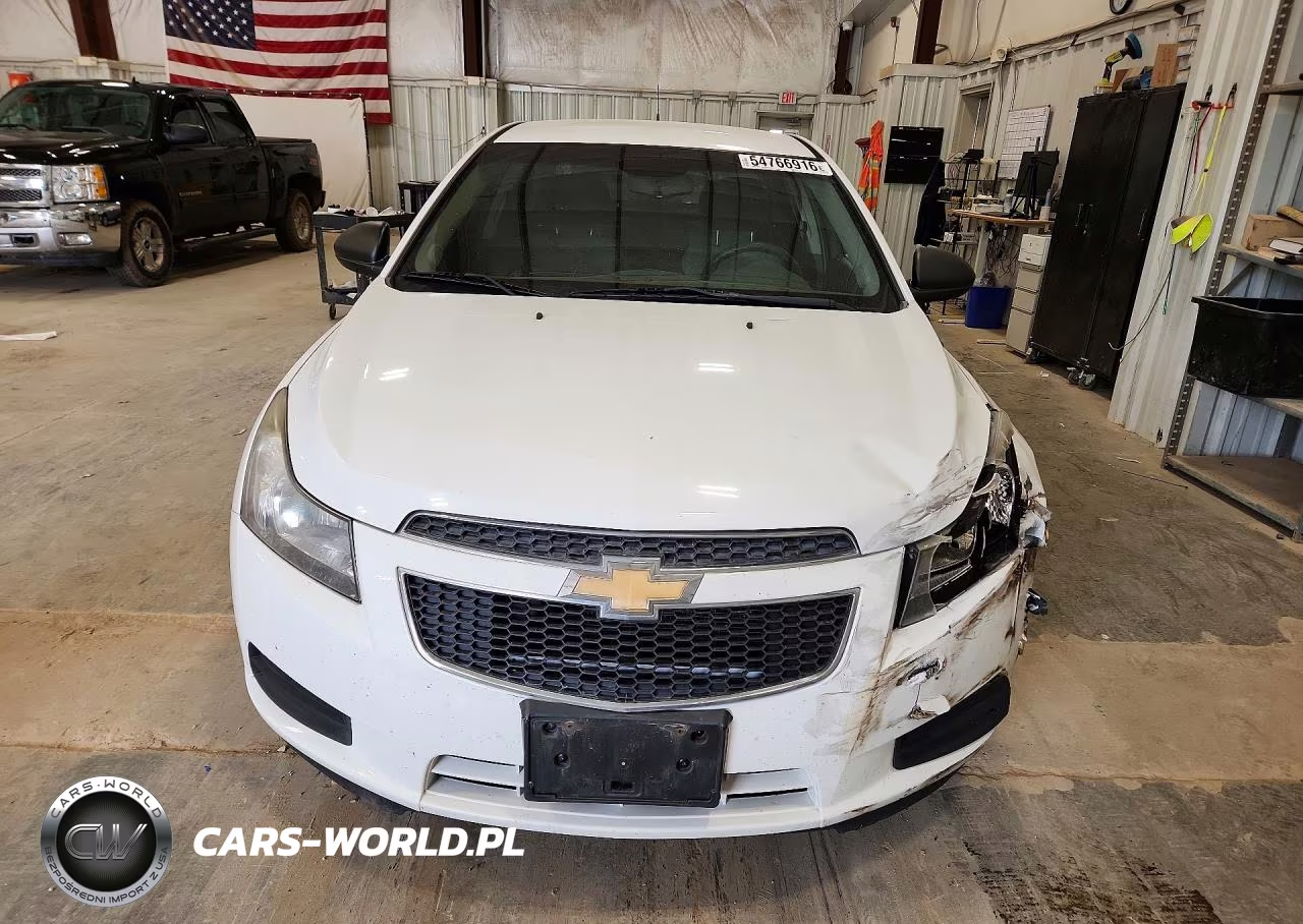 2011 Chevrolet Cruze Ls VIN:1G1PC5SH5B7129666 - 5