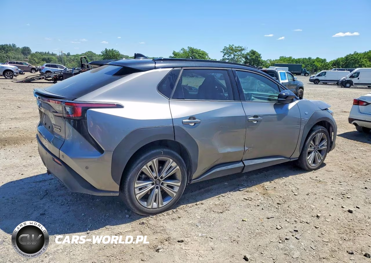 2023 Subaru Solterra Premium VIN:JTMABABA2PA012830 - 3