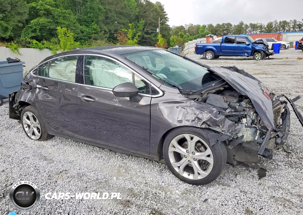 2016 Chevrolet Cruze Premier VIN:1G1BG5SM1G7301761 - 4