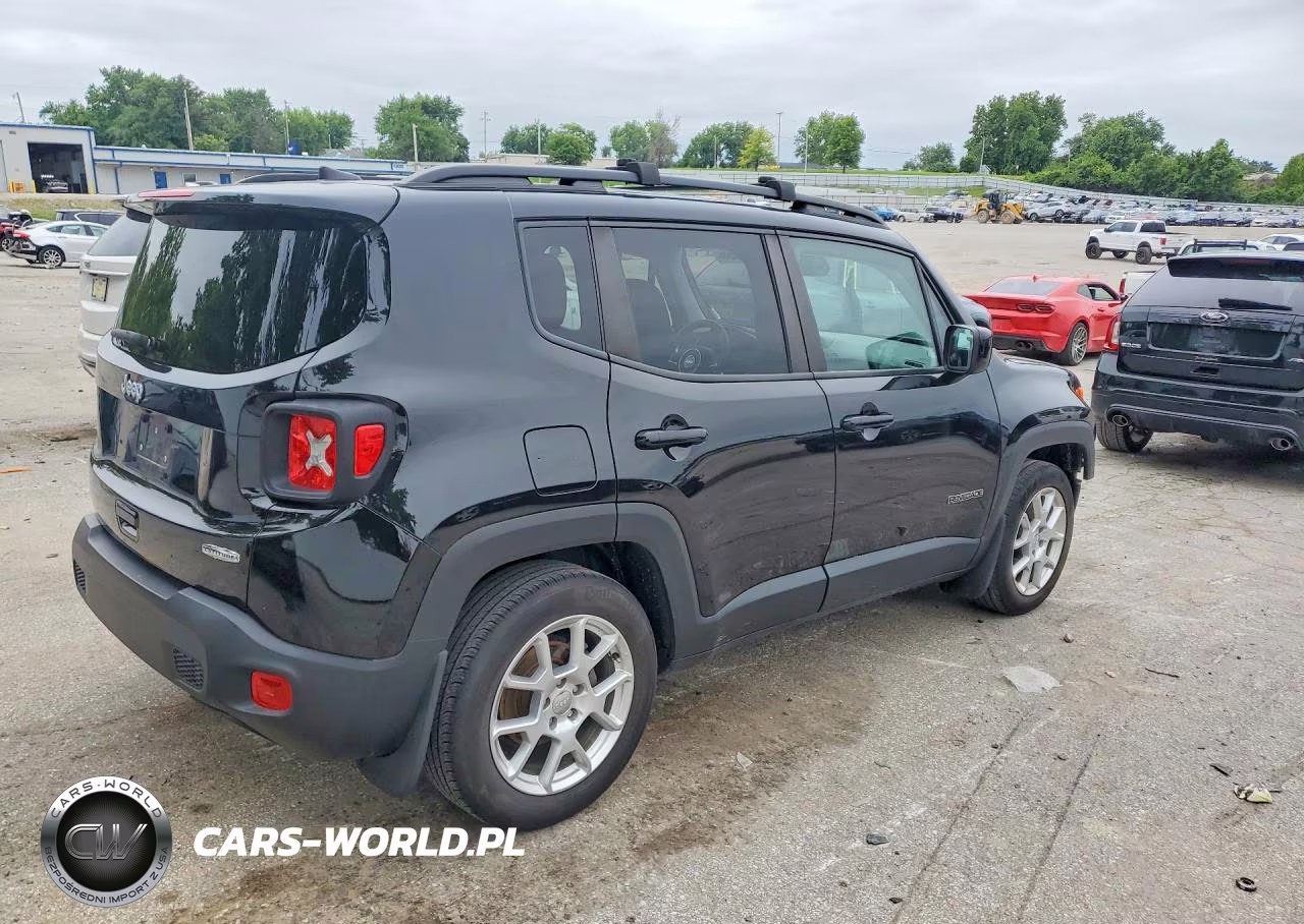 2021 Jeep Renegade Latitude VIN:ZACNJCBB6MPN20817 - 3