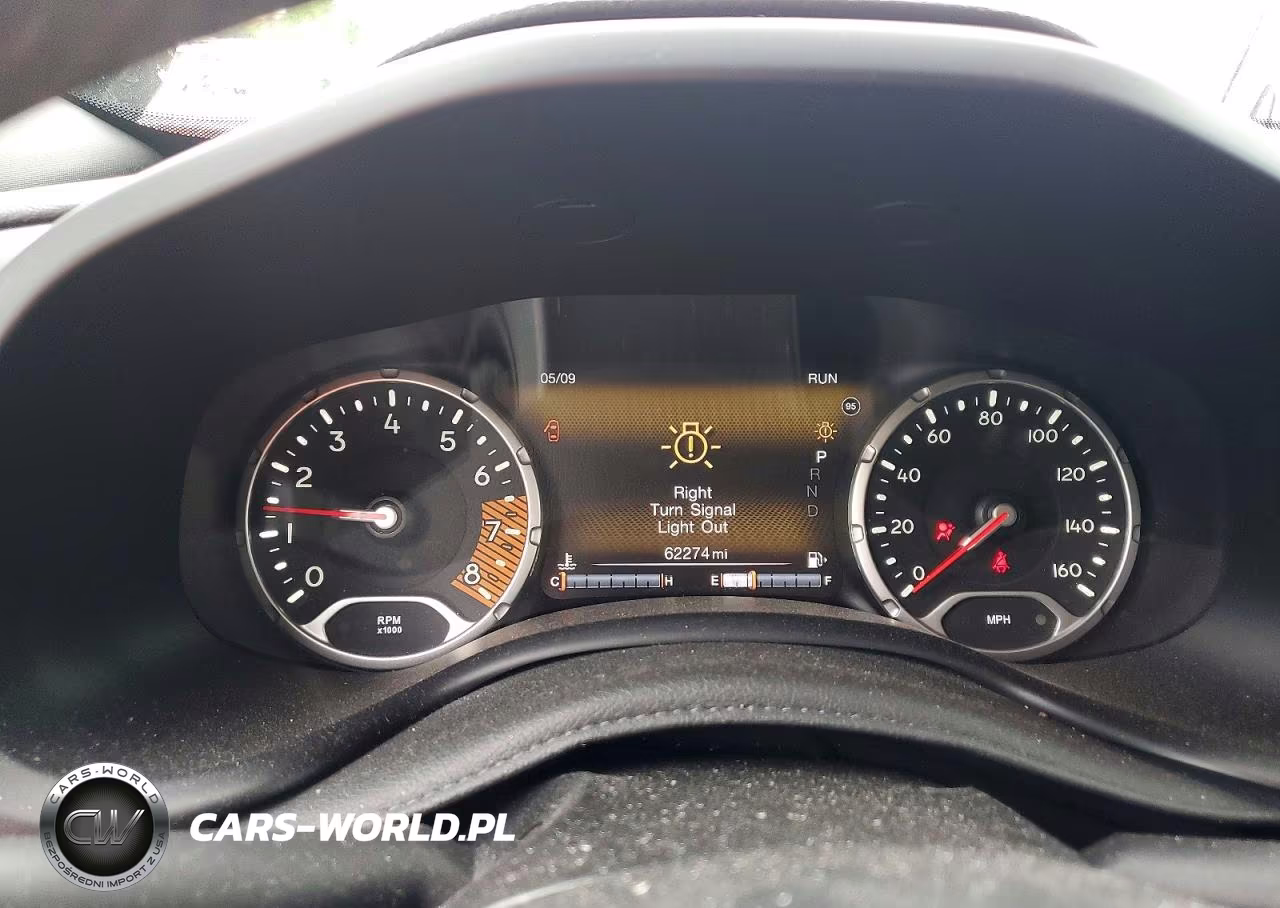 2021 Jeep Renegade Latitude VIN:ZACNJCBB6MPN20817 - 9