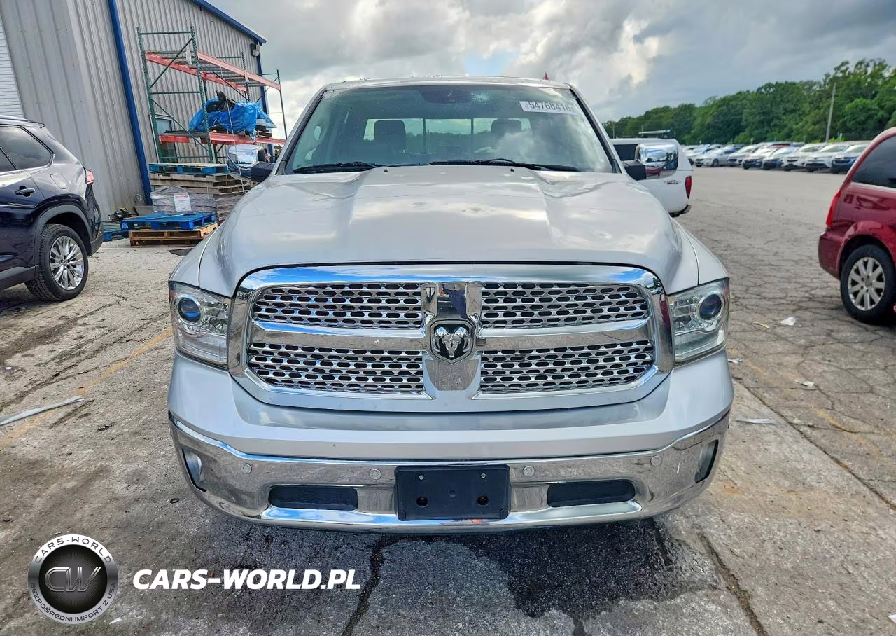 2014 Ram 1500 Laramie VIN:1C6RR7NT1ES472817 - 5
