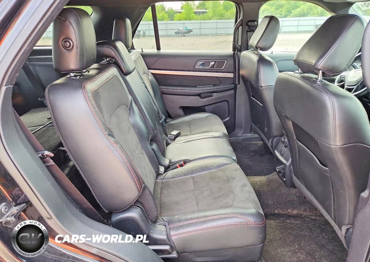 2018 Ford Explorer Xlt VIN:1FM5K8D87JGB75977 - 11