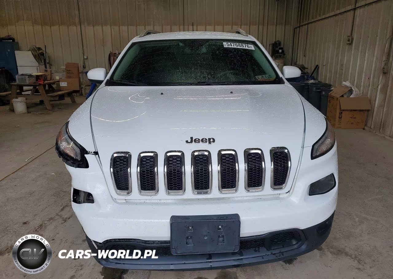 2016 Jeep Cherokee Latitude VIN:1C4PJMCB8GW219246 - 5